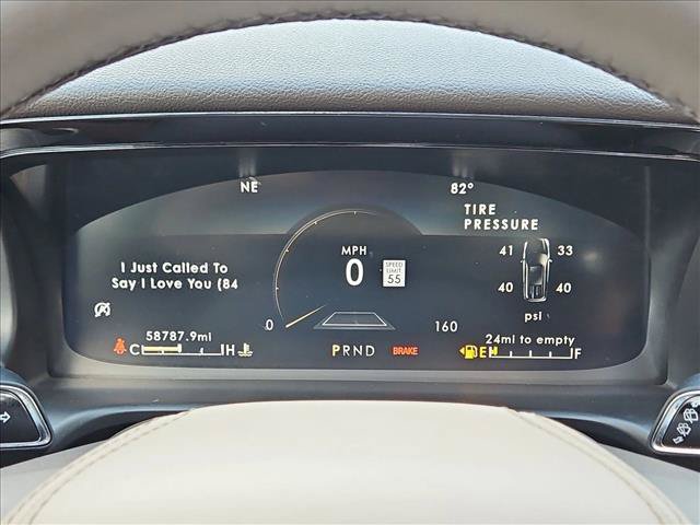 Used 2021 Lincoln Aviator Reserve w/ Equipment Group 201A AWD/4WD image 11