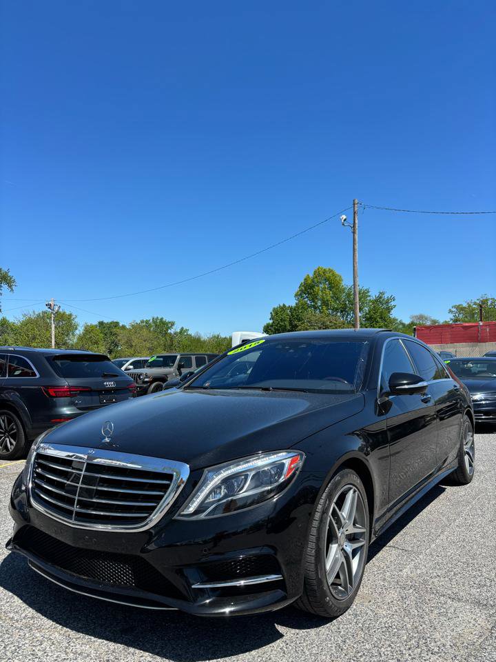 Used 2015 Mercedes-Benz S 550 4MATIC Sedan w/ Sport Package image 3