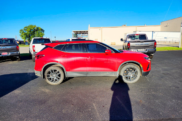 Used 2021 Chevrolet Blazer LT FWD image 28