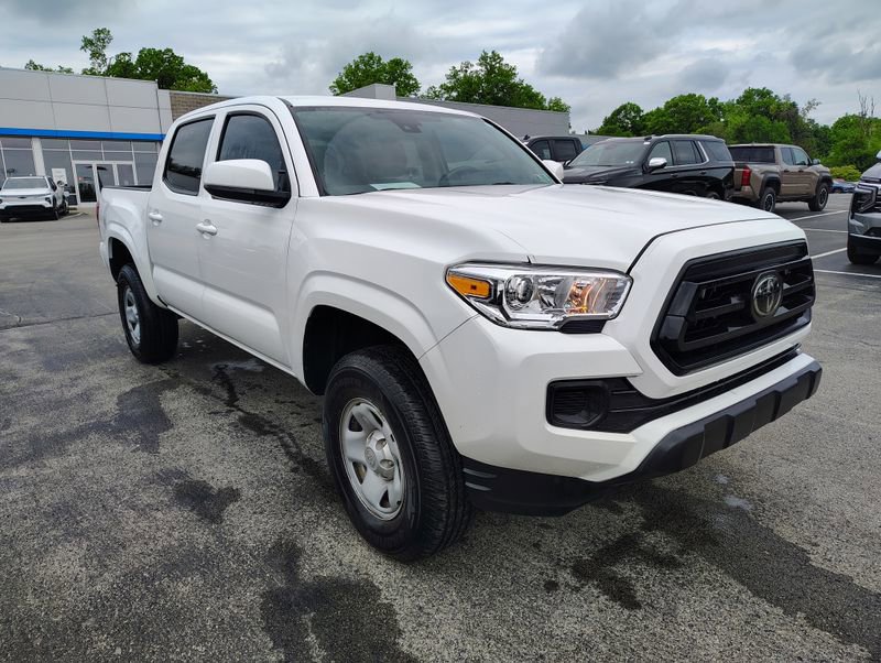 Used 2023 Toyota Tacoma SR AWD/4WD image 3