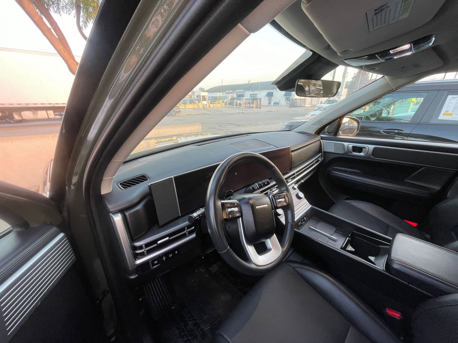 Used 2025 Hyundai Santa Fe SEL image 34