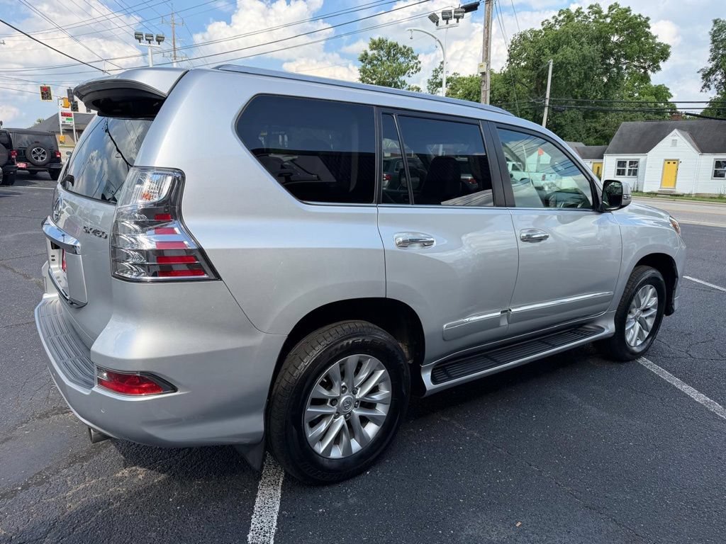 Used 2018 Lexus GX 460 Premium w/ Premium Package AWD/4WD image 13