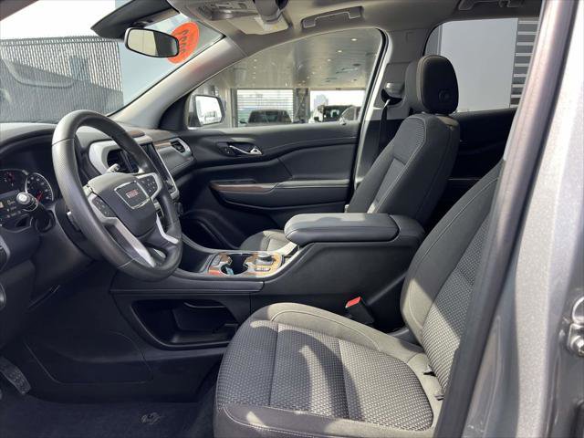 Used 2023 GMC Acadia SLE w/ Driver Convenience Package image 17