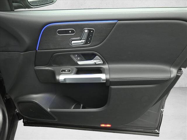 New 2026 Mercedes-Benz GLB 250 4MATIC image 30