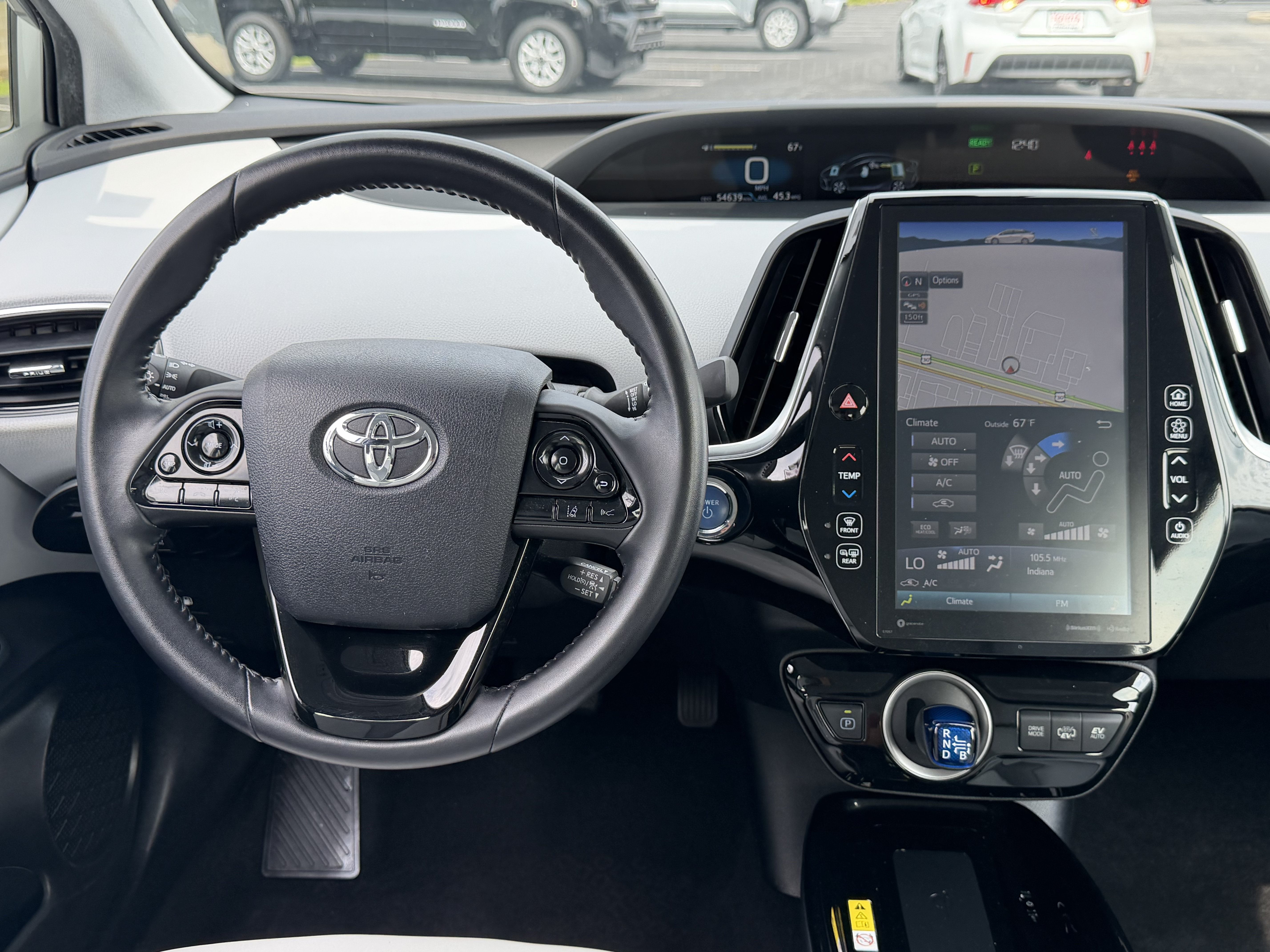 Used 2021 Toyota Prius Prime XLE FWD image 18