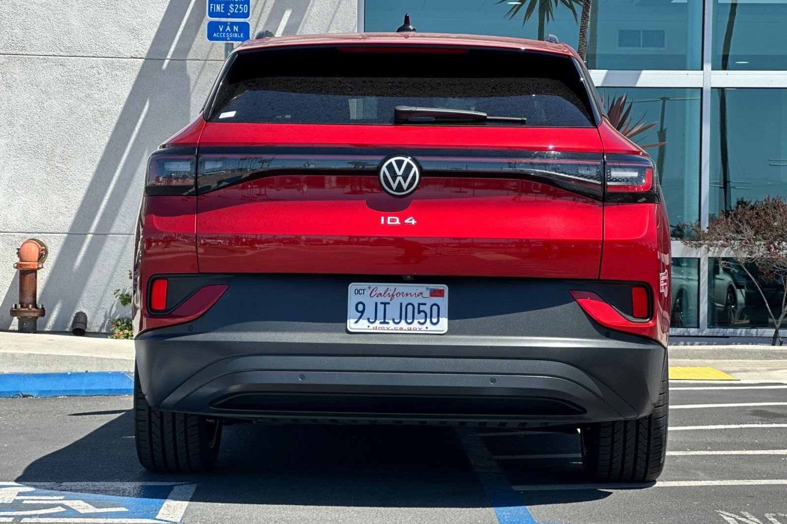 Used 2023 Volkswagen ID.4 Pro S image 5