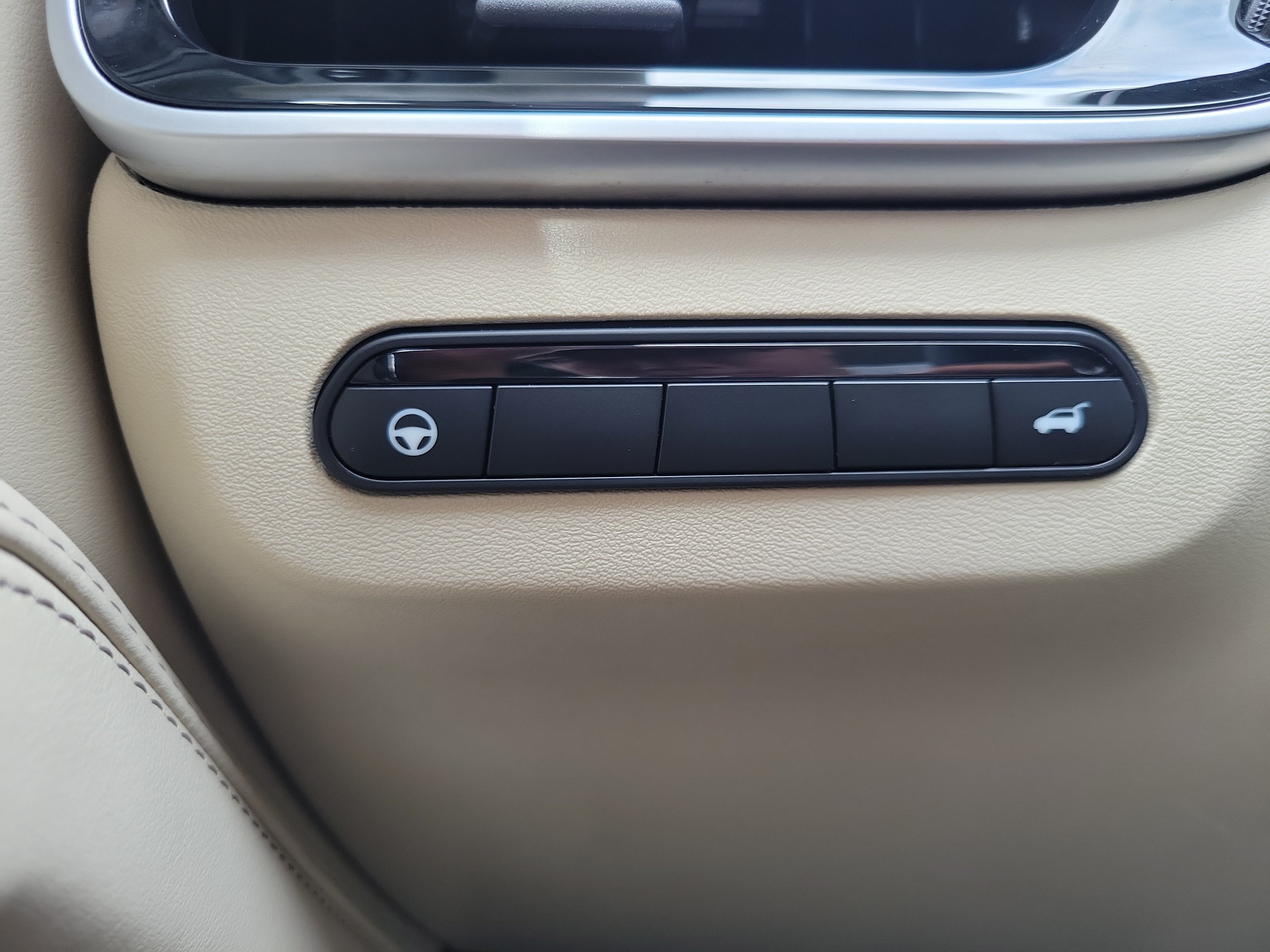 Certified 2023 INFINITI QX60 Luxe w/ Cargo Package FWD image 27
