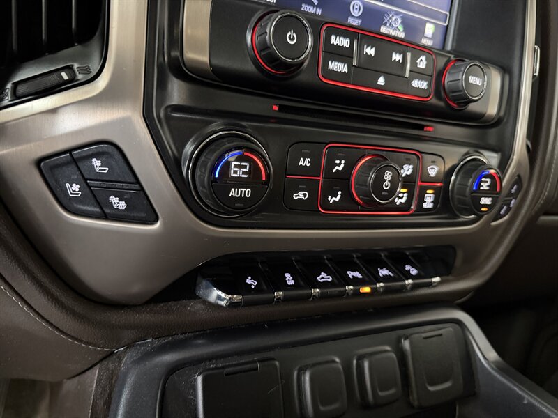 Used 2016 GMC Sierra 1500 Denali w/ Enhanced Driver Alert Package AWD/4WD image 21