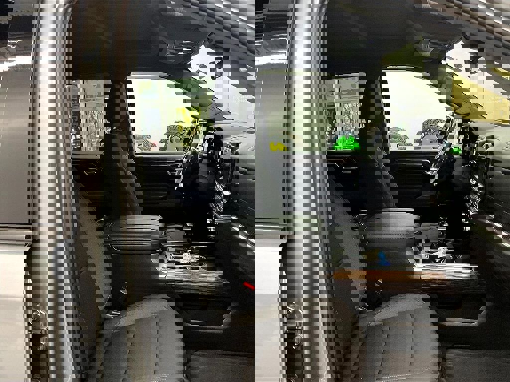 Used 2023 GMC Sierra 1500 Elevation AWD/4WD image 11