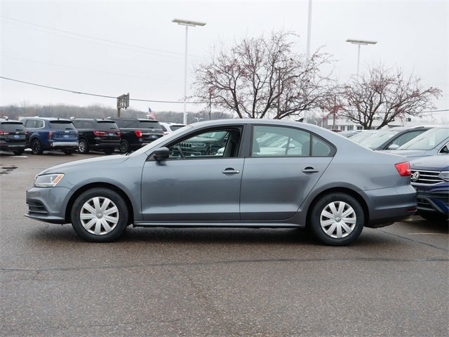 Used 2015 Volkswagen Jetta S image 4