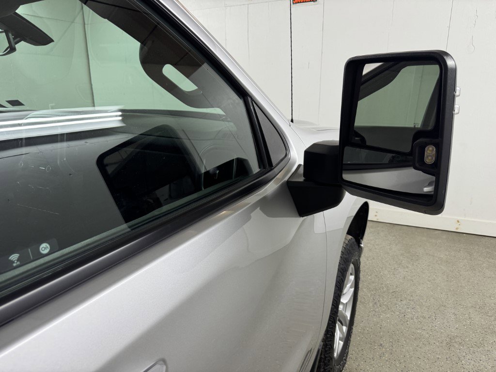 Used 2022 Chevrolet Silverado 1500 LT image 12