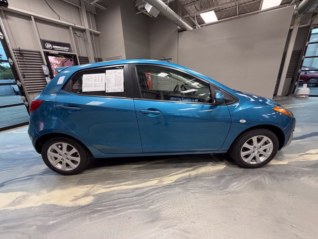 Used 2011 MAZDA MAZDA2 FWD image 24