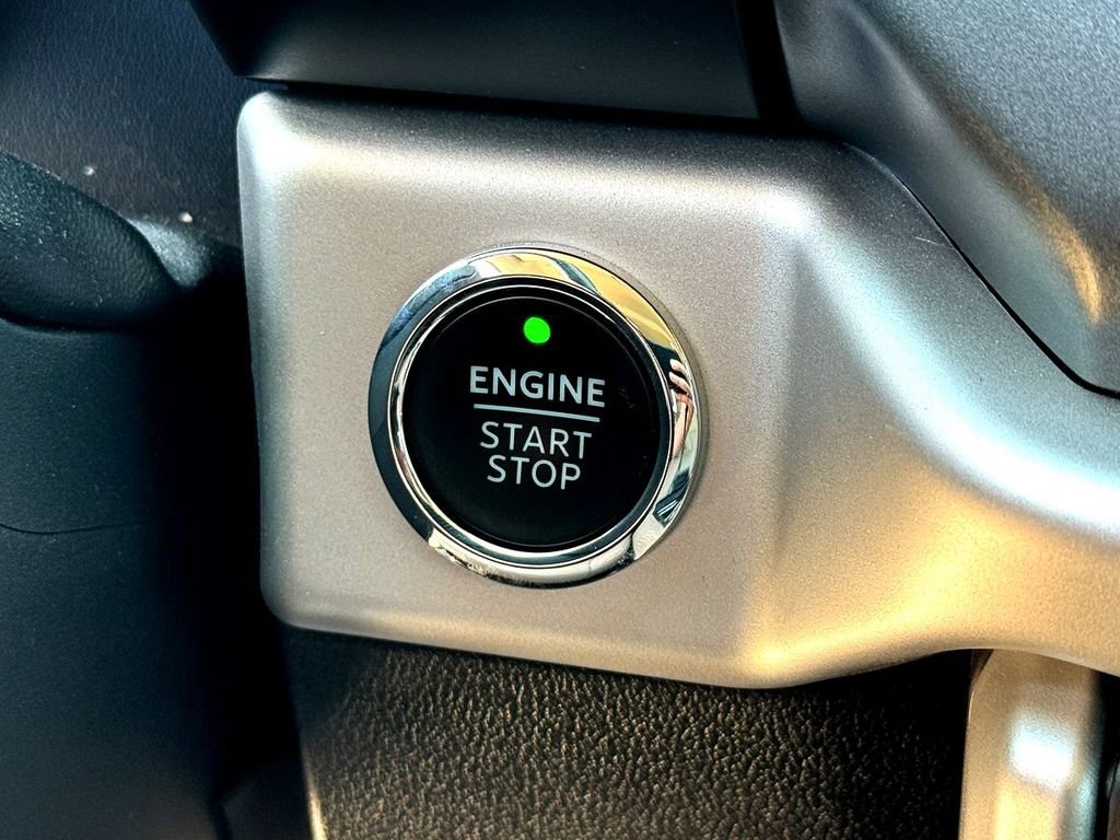 Used 2023 Ford Expedition XLT image 20