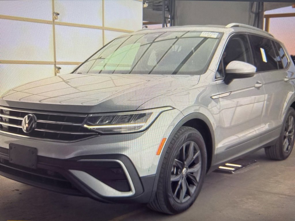 Used 2022 Volkswagen Tiguan SE