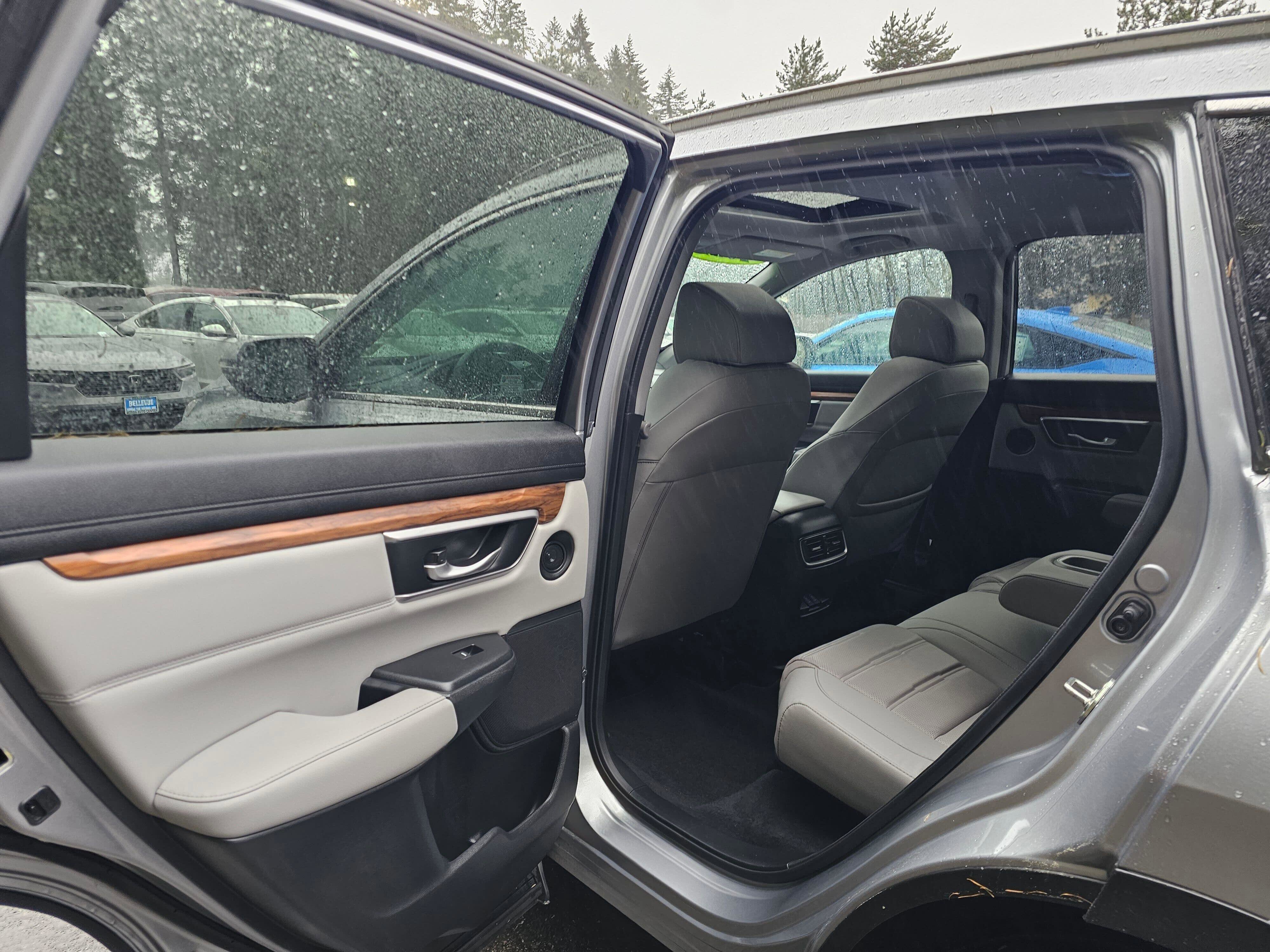 Certified 2019 Honda CR-V Touring image 17