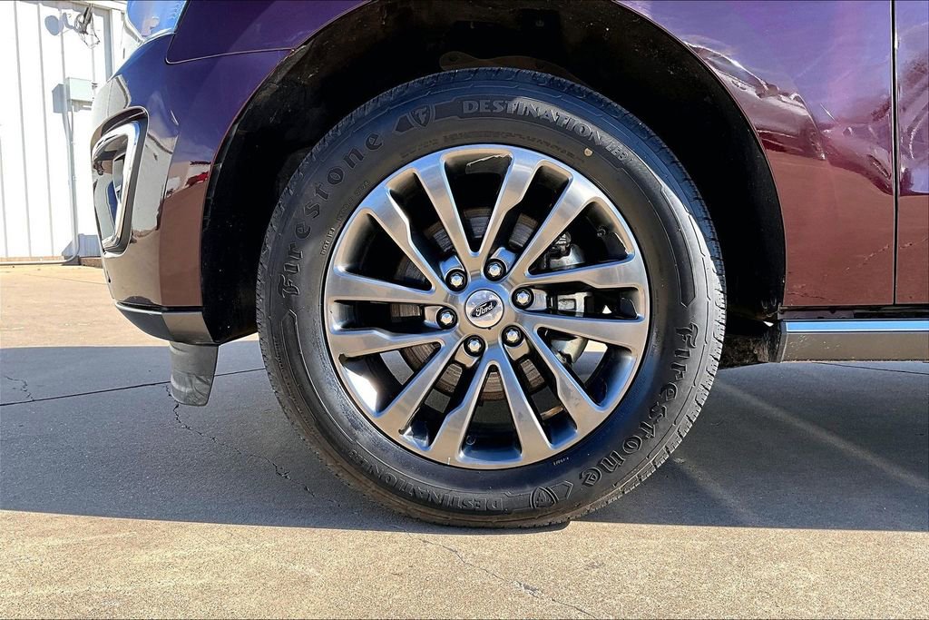 Used 2021 Ford Expedition Max Limited image 11