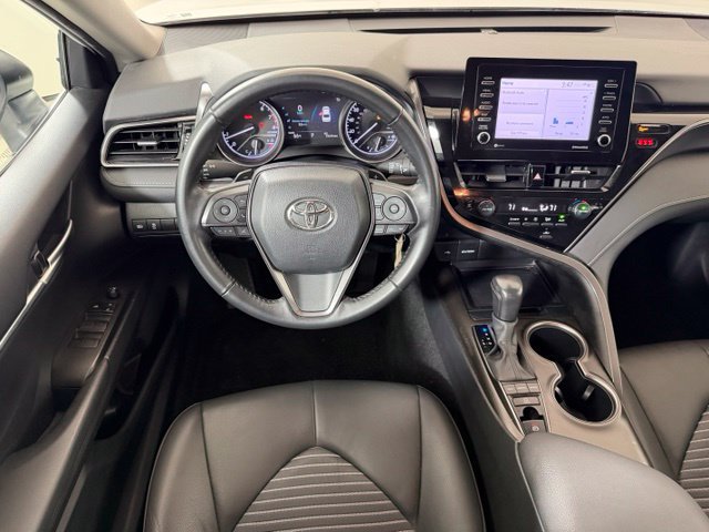 Used 2024 Toyota Camry SE AWD/4WD image 11