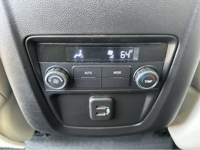 Used 2023 Buick Enclave Essence w/ Experience Buick Package FWD image 17