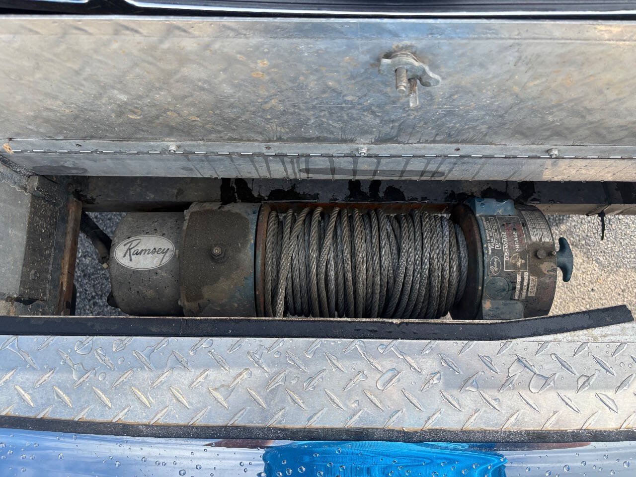Used 1992 Ford F450 2WD Regular Cab Super Duty image 24