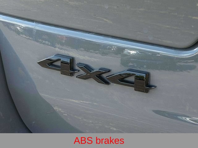 New 2027 Jeep Grand Cherokee Altitude AWD/4WD image 34