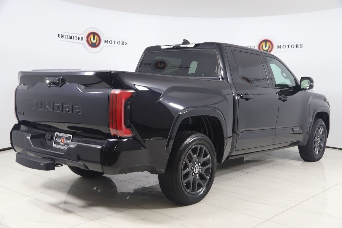 Used 2023 Toyota Tundra Platinum AWD/4WD image 3