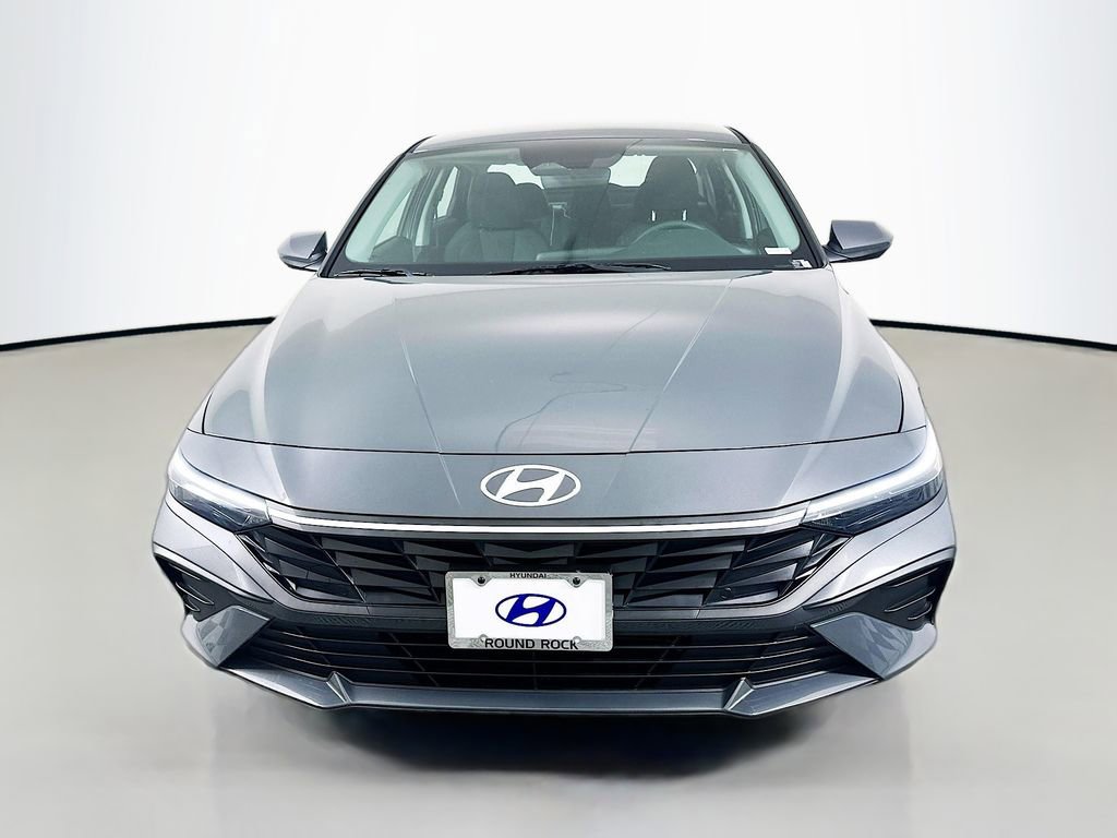 New 2026 Hyundai Elantra SE w/ Cargo Package FWD image 2