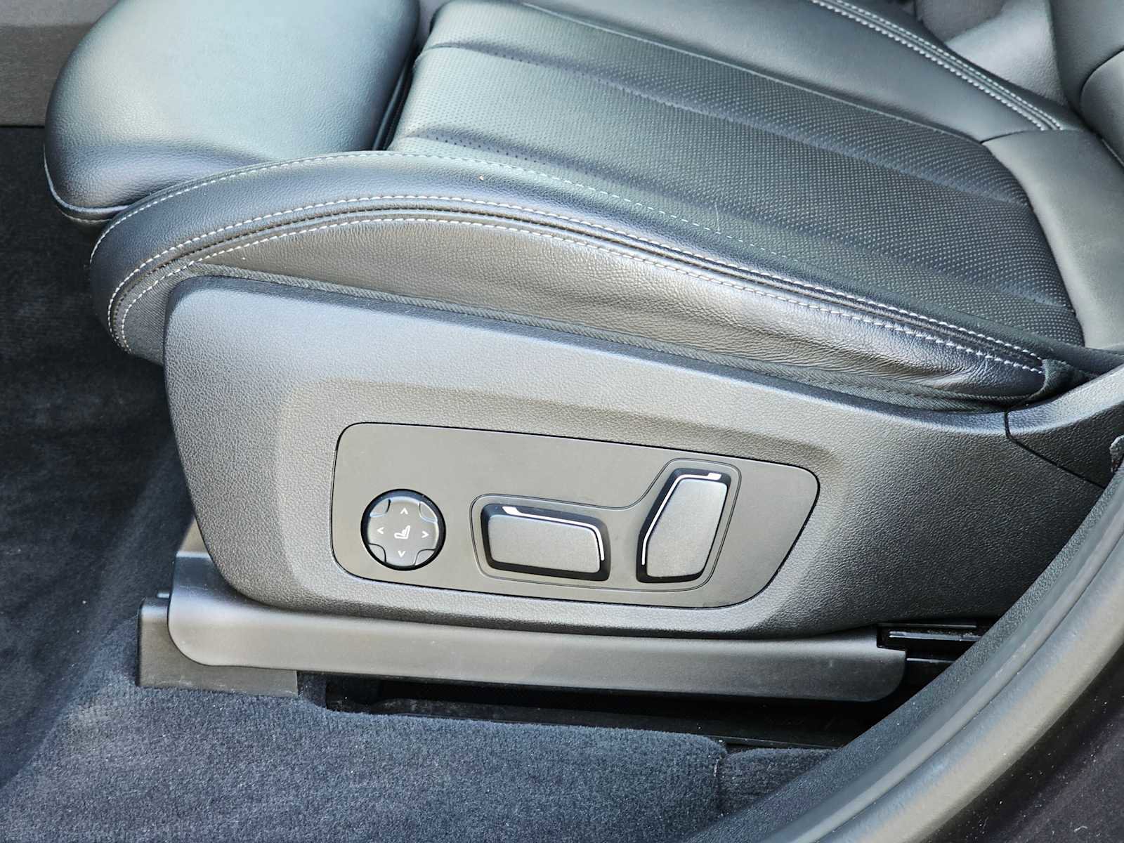 Used 2024 BMW X3 xDrive30i image 33