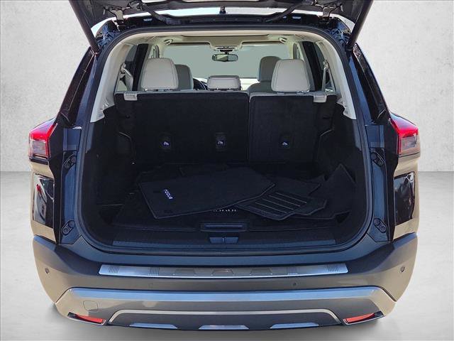 Used 2023 Nissan Rogue SL w/ SL Premium Package FWD image 6