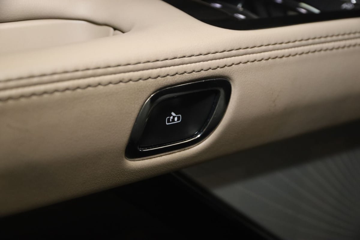 Used 2020 Lincoln Aviator Reserve w/ Equipment Group 202A AWD/4WD image 38