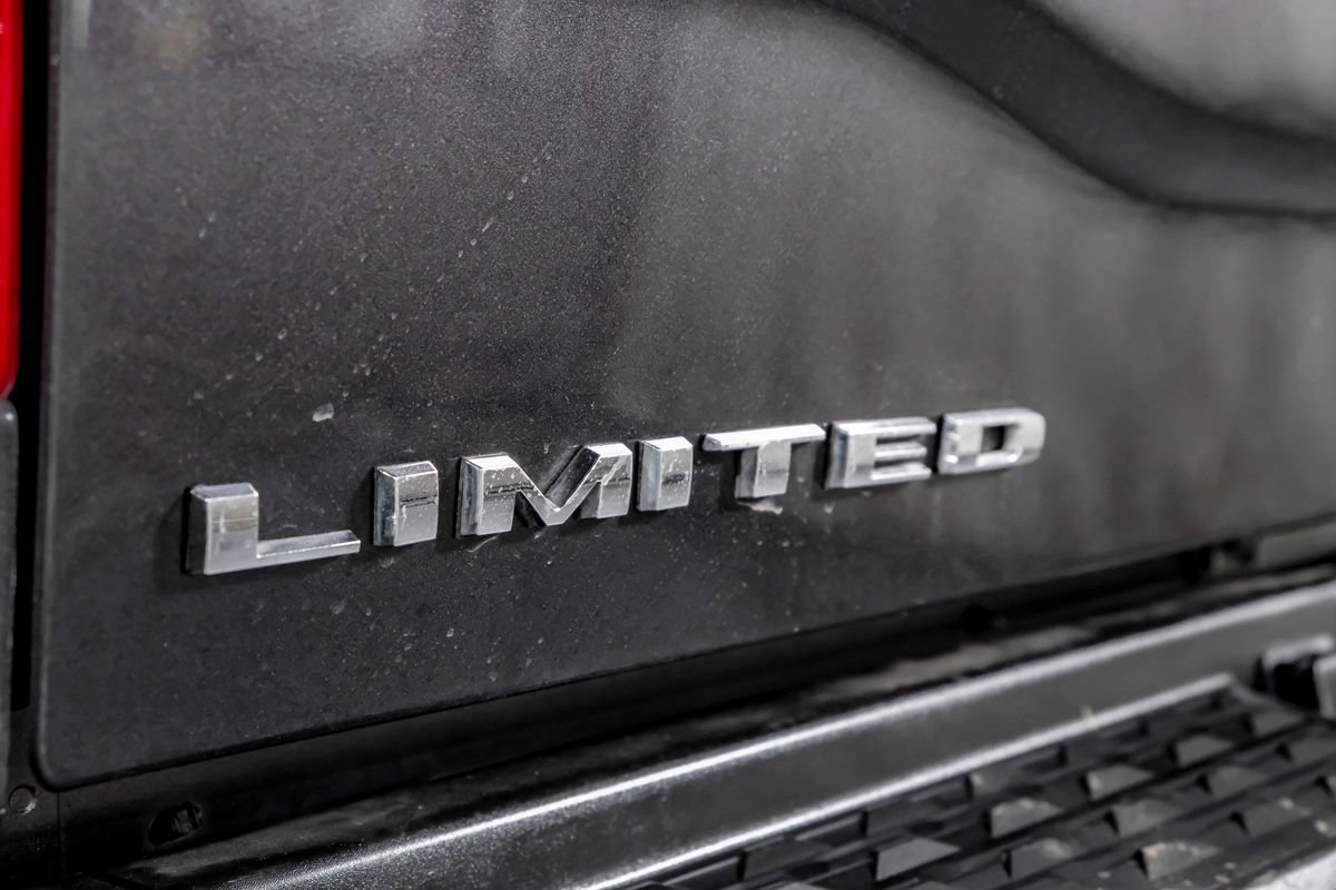 Used 2022 RAM 3500 Limited AWD/4WD image 47