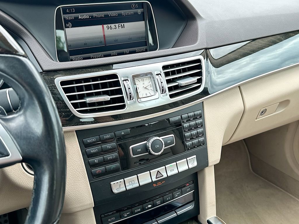 Used 2015 Mercedes-Benz E 350 Sedan image 13