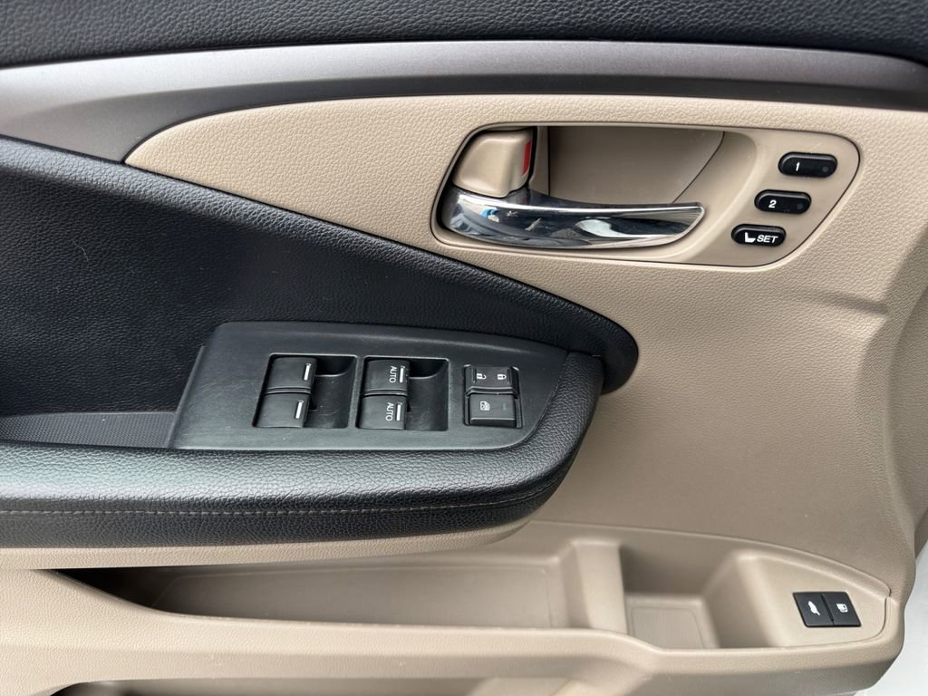 Used 2021 Honda Pilot EX-L image 11