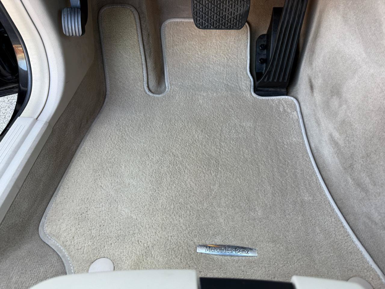 Used 2014 Mercedes-Benz E 350 4MATIC Sedan image 13