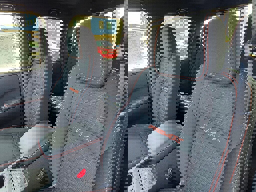 New 2026 Nissan Frontier PRO-4X w/ Pro-4x Convenience Package image 9