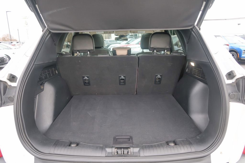 Used 2020 Ford Escape Titanium w/ Titanium Premium Package 2.0 image 12