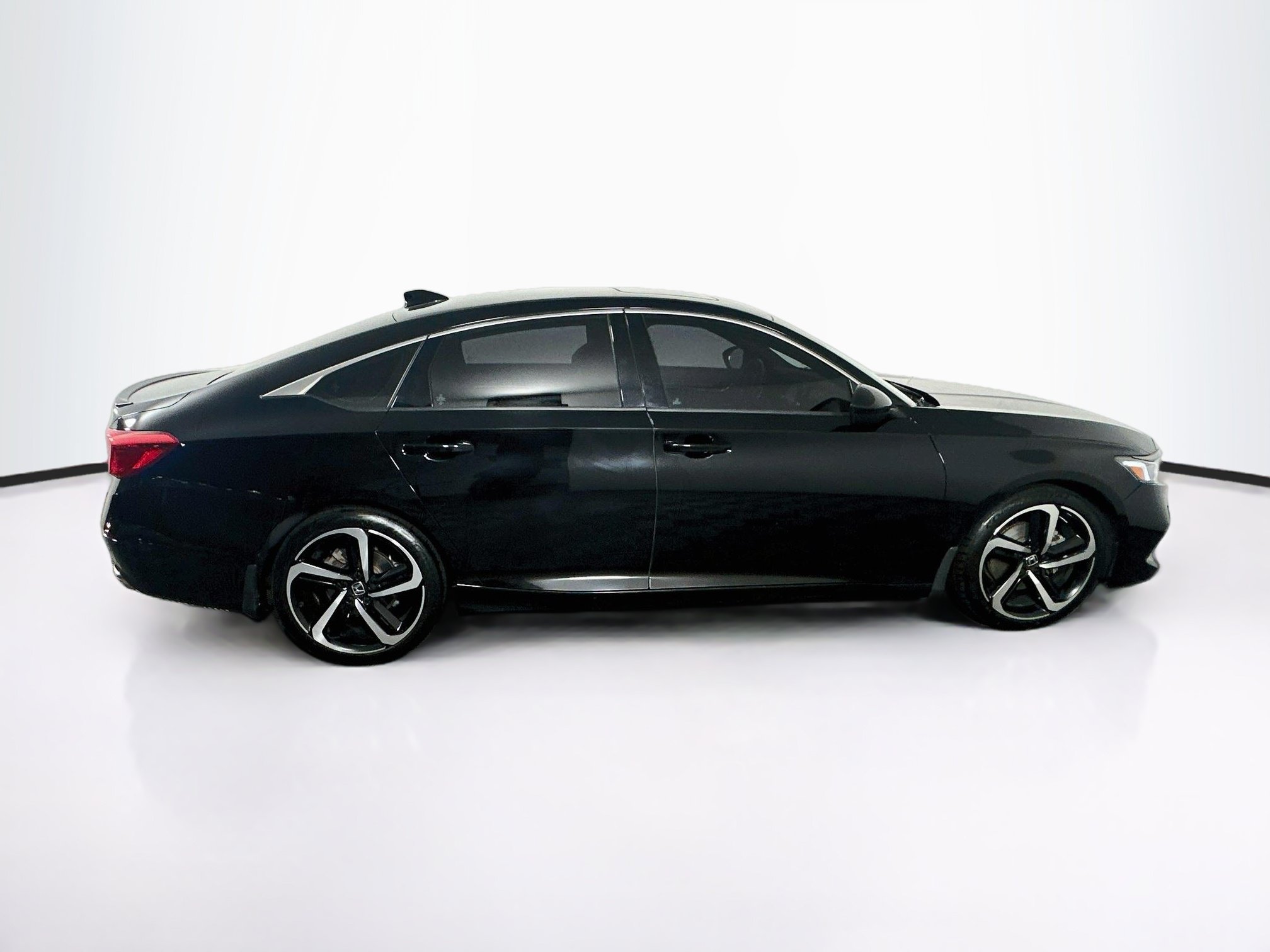Used 2021 Honda Accord Sport image 10