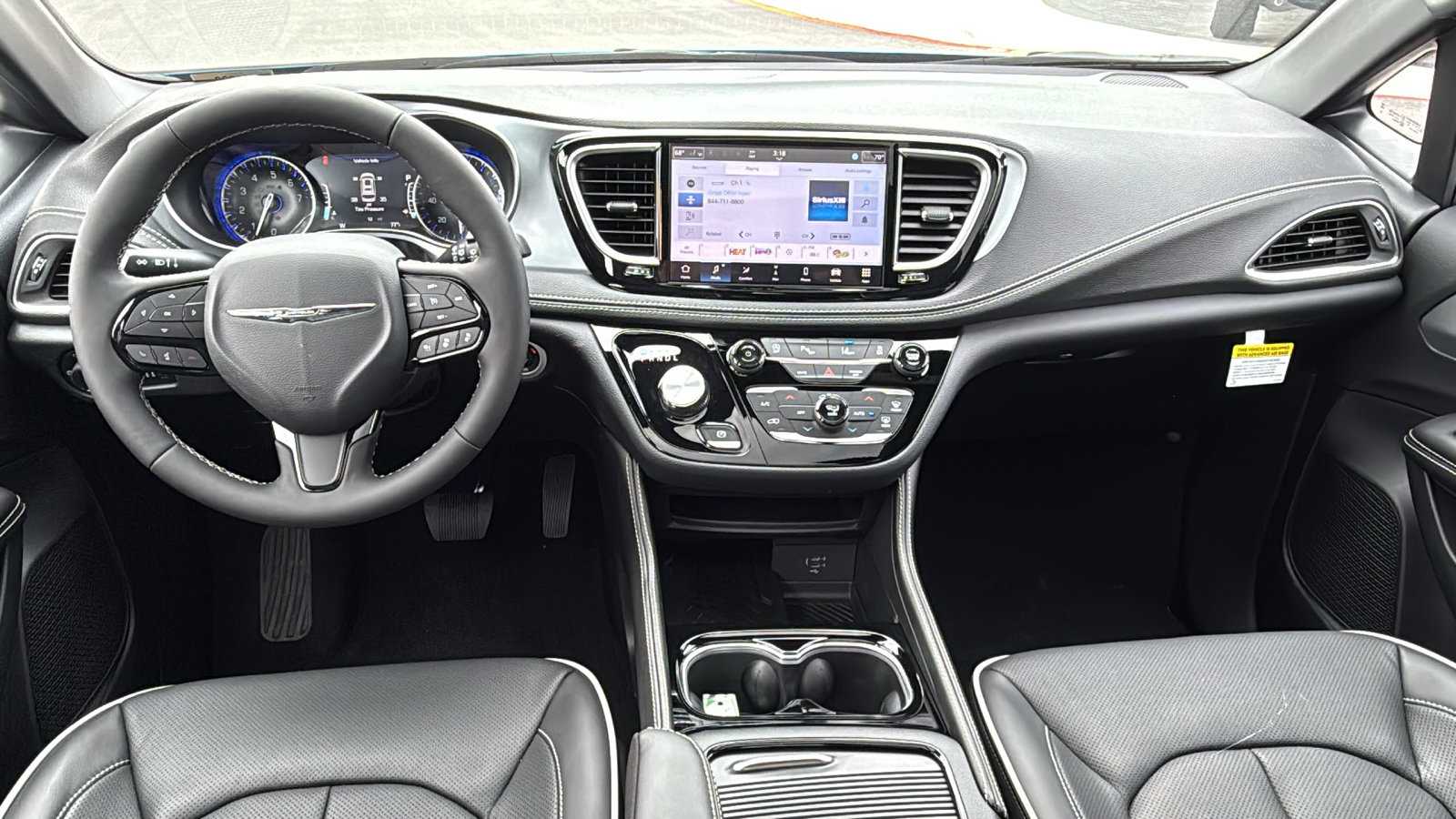New 2026 Chrysler Pacifica Limited FWD image 18