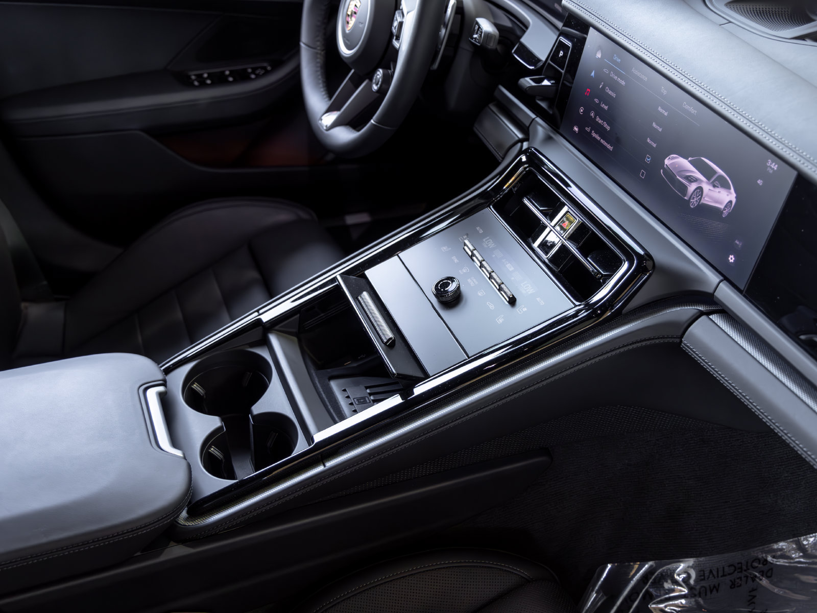 Certified 2024 Porsche Panamera 4 AWD/4WD image 56