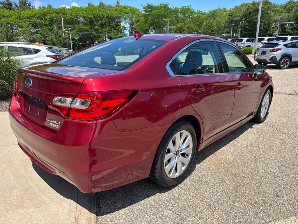 Used 2017 Subaru Legacy 2.5i Premium AWD/4WD image 2