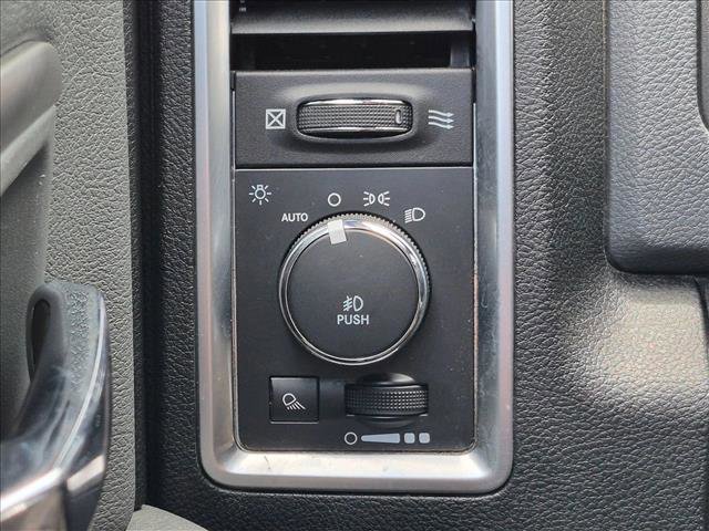 Used 2015 RAM 1500 Lone Star RWD image 16