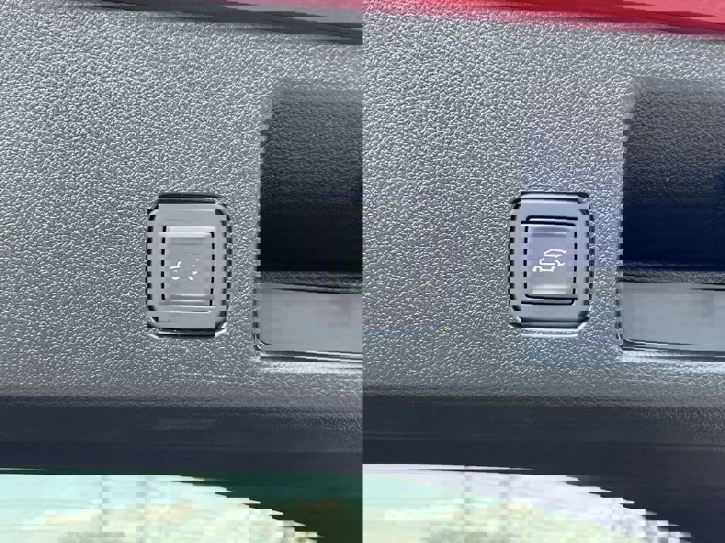 New 2025 Chevrolet Equinox EV RS image 7