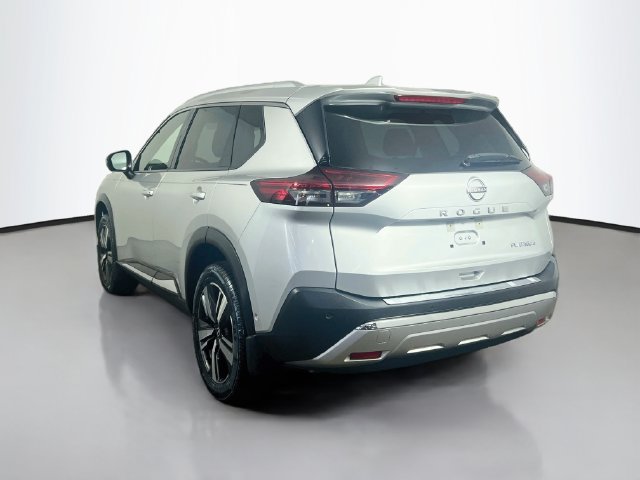 Used 2023 Nissan Rogue Platinum w/ Platinum Premium Package FWD image 7