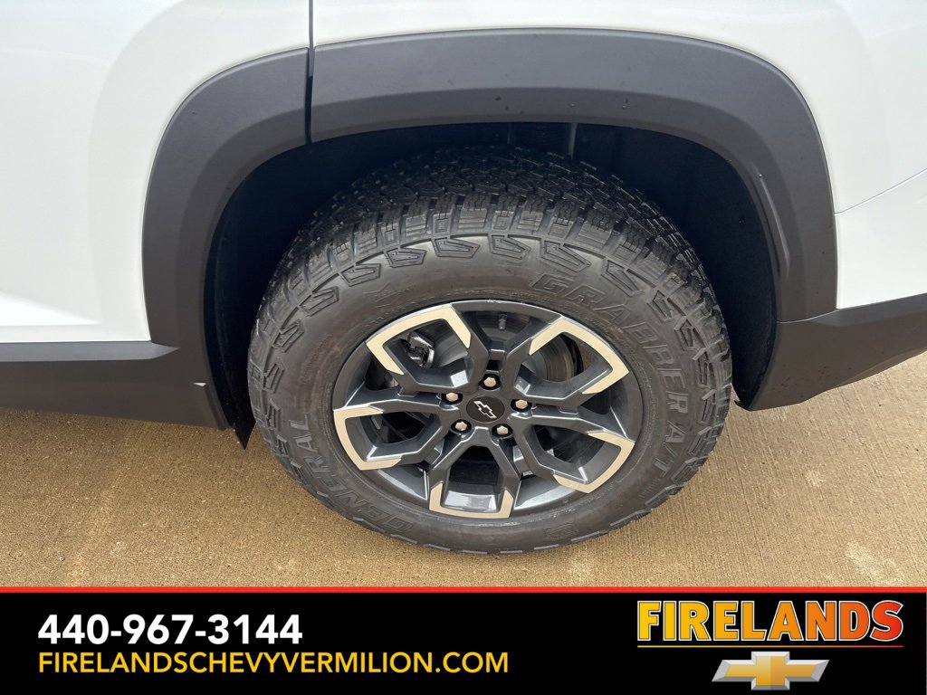 New 2026 Chevrolet Equinox ACTIV w/ Convenience Package III image 61