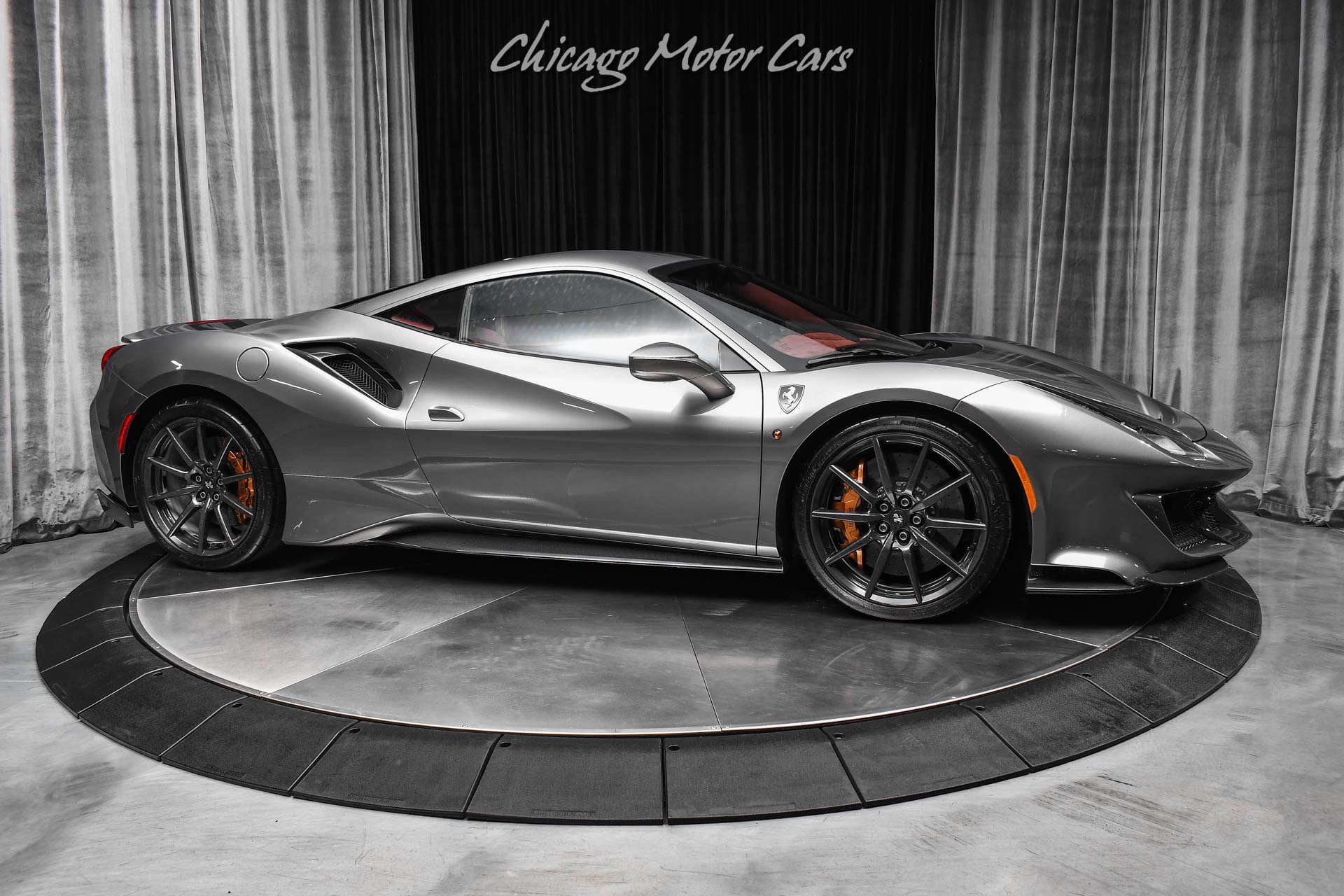 Used 2019 Ferrari 488 Pista Coupe RWD image 6