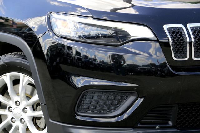 Used 2020 Jeep Cherokee Latitude image 3