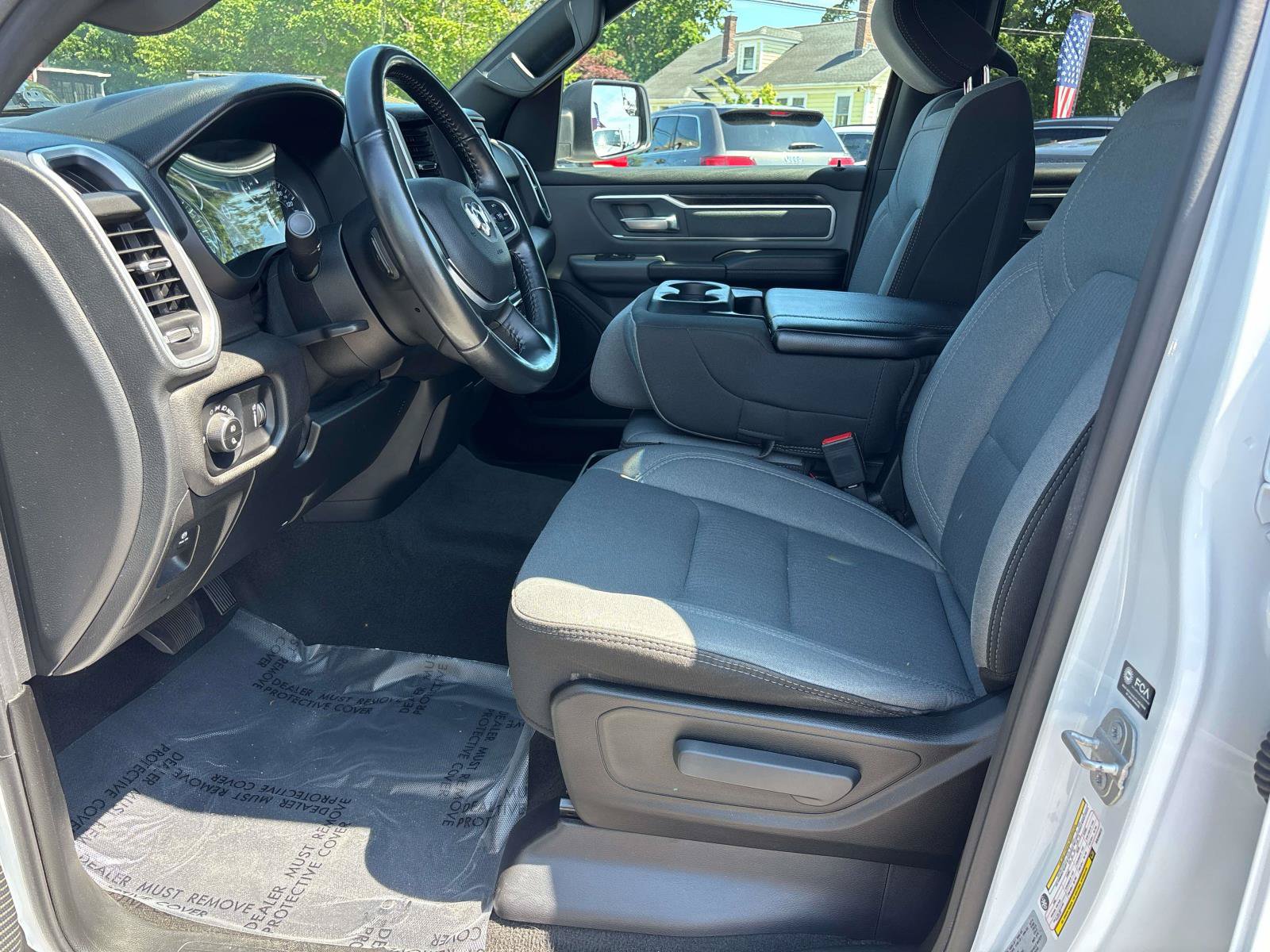 Used 2022 RAM 1500 Big Horn AWD/4WD image 12