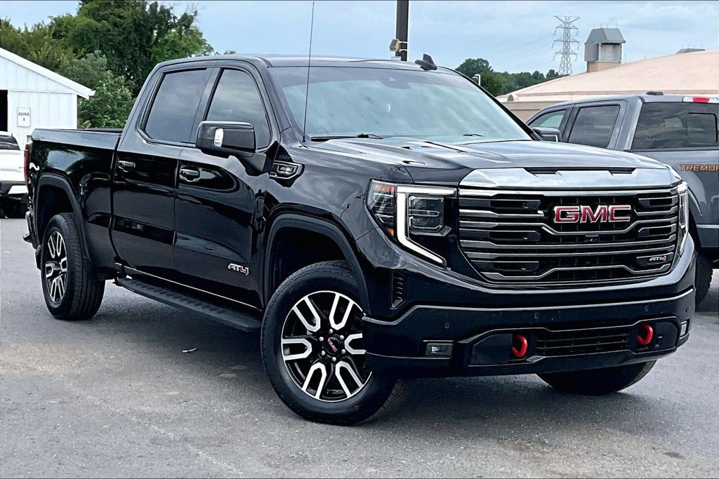 Used 2024 GMC Sierra 1500 AT4 w/ Technology Package AWD/4WD image 38