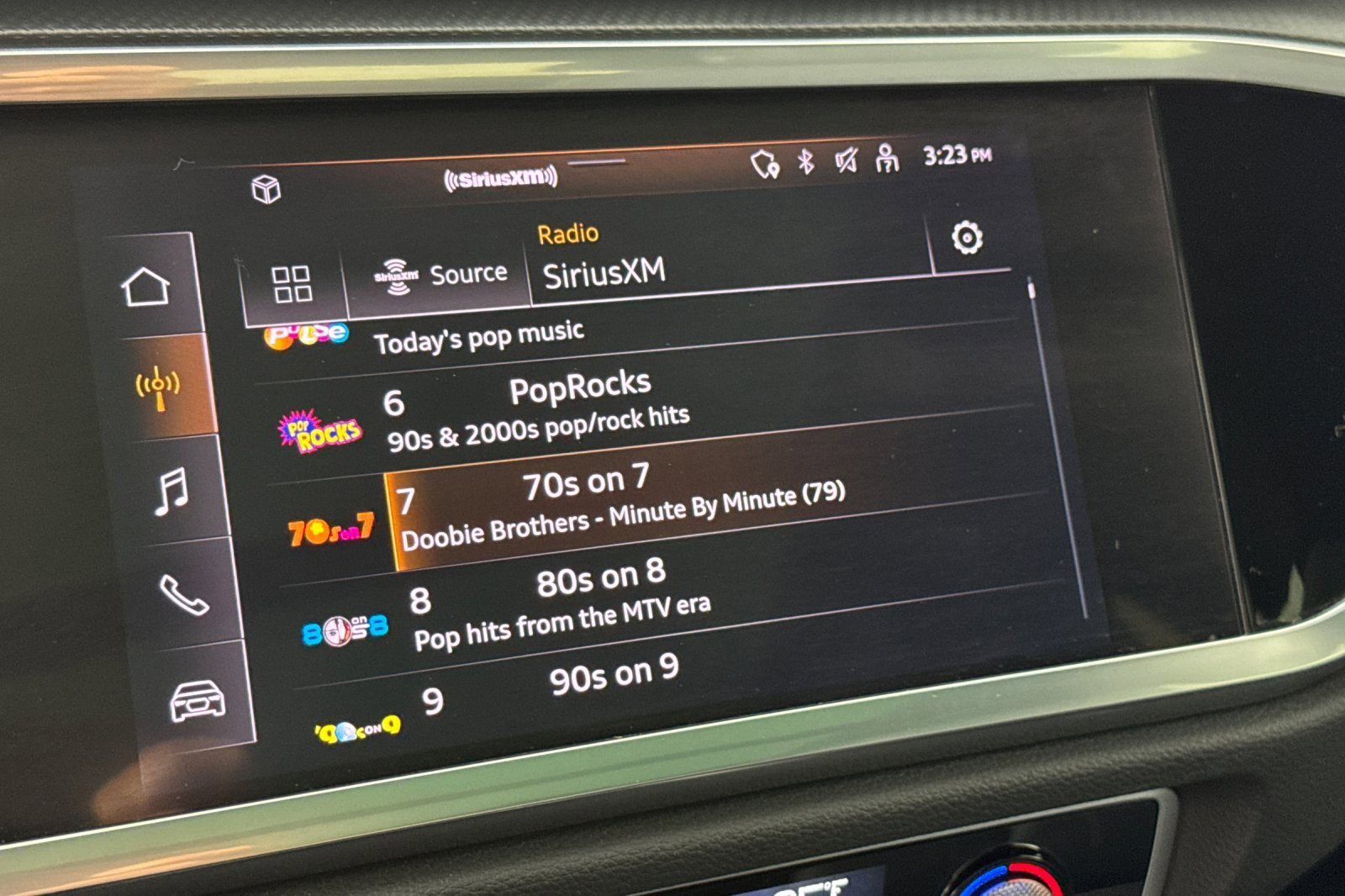 Used 2022 Audi Q3 2.0T Premium Plus image 17