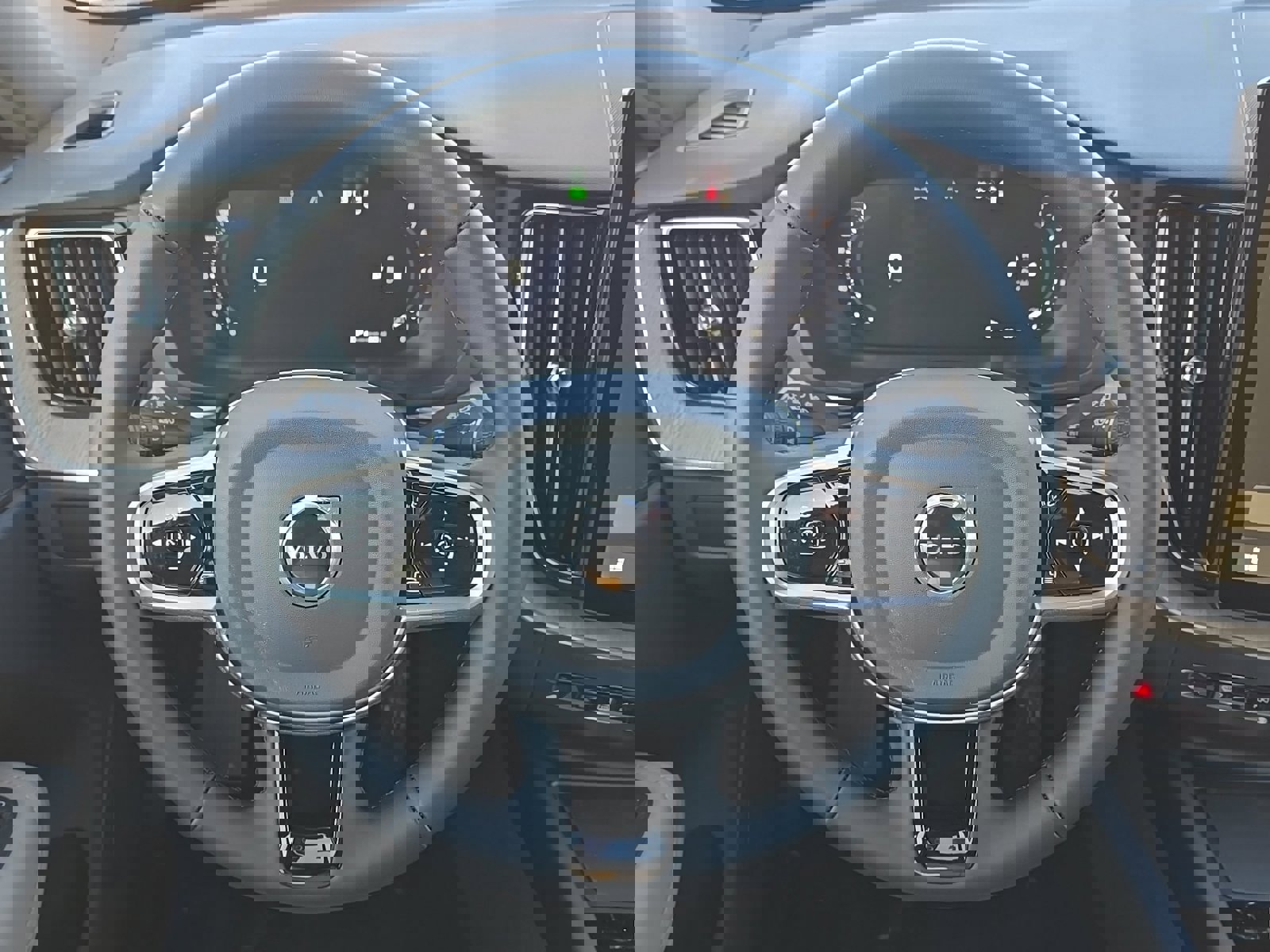 New 2026 Volvo XC60 B5 Core w/ Climate Package image 13