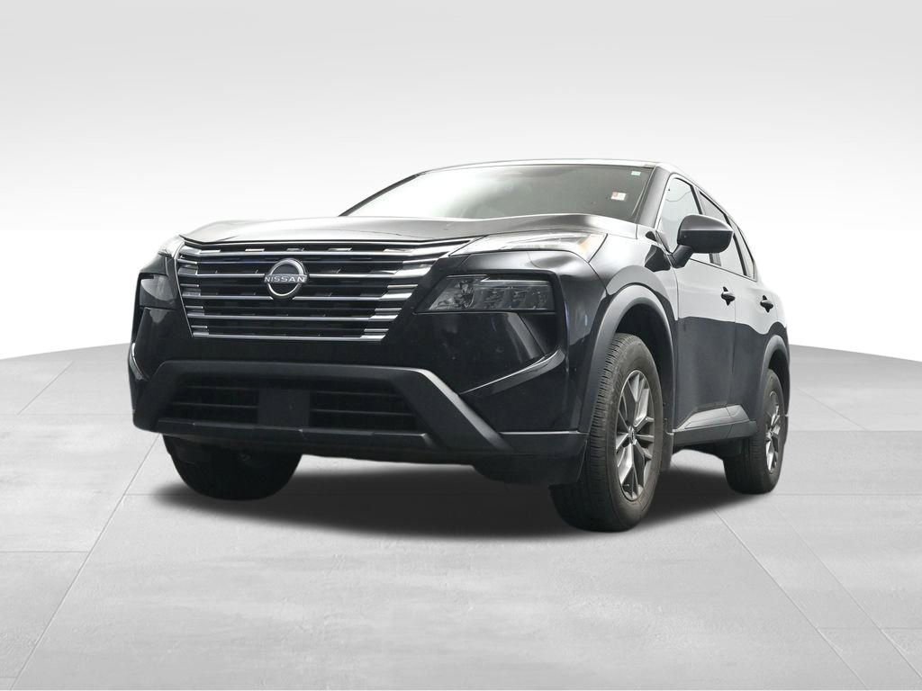 Used 2025 Nissan Rogue S image 15